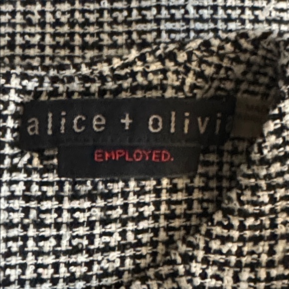 Alice + Olivia Coley Tweed Shift Dress Employed. Size 4 Black White Work Preppy - Picture 10 of 10